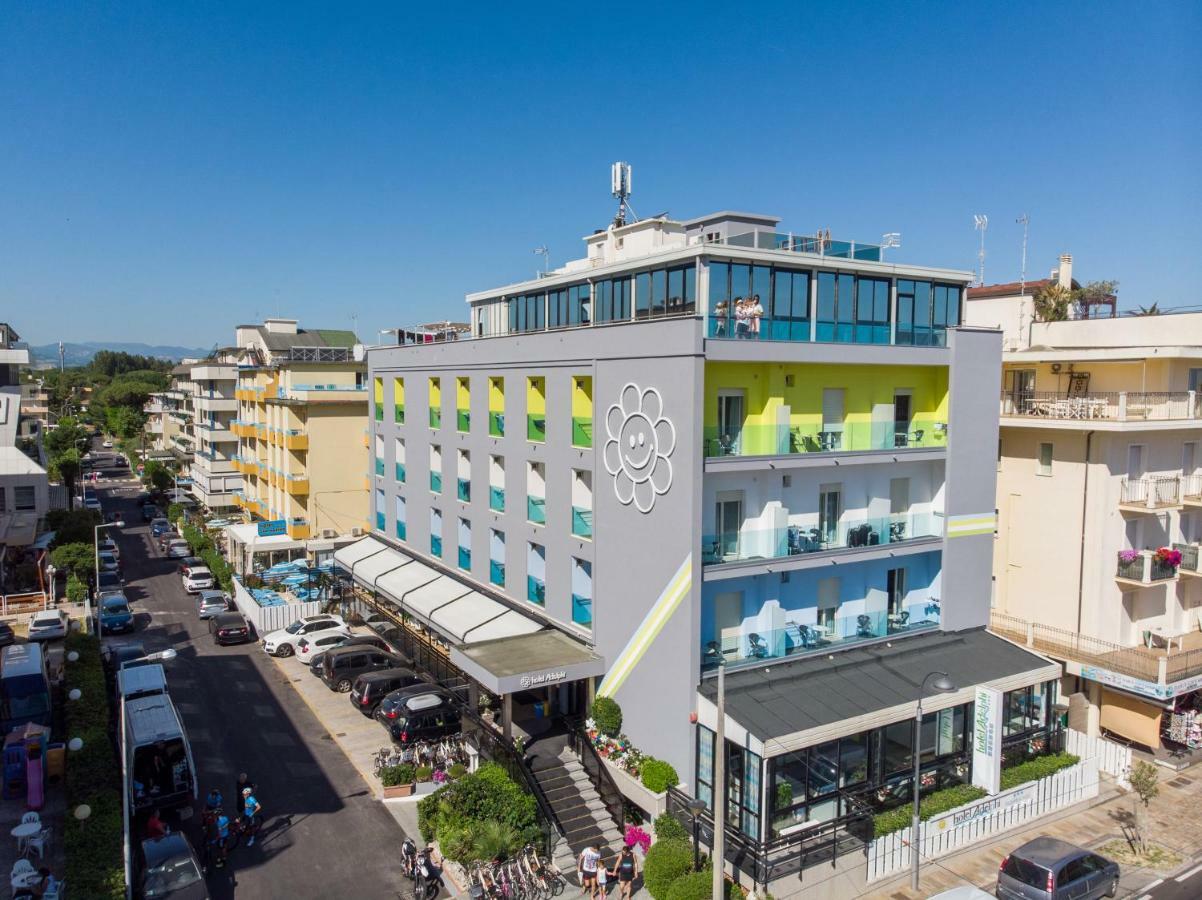 Hotel Adelphi Riccione Exterior foto